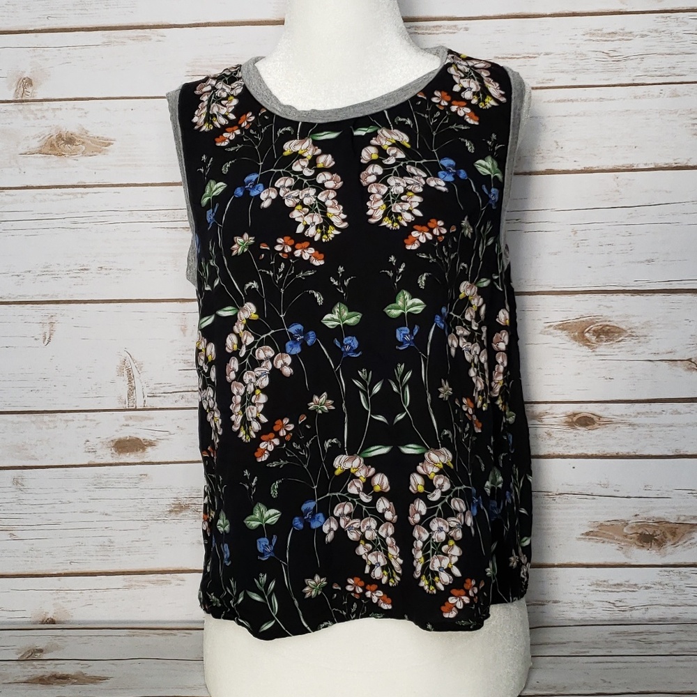 Grifflin Paris Black Floral Top